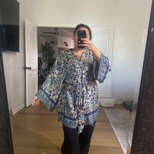Satin Floral Blue Kimono Top/Robe/ Jacket size M/L Womens